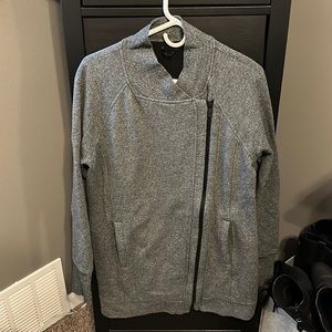 Lululemon long side zip sweatshirt jacket